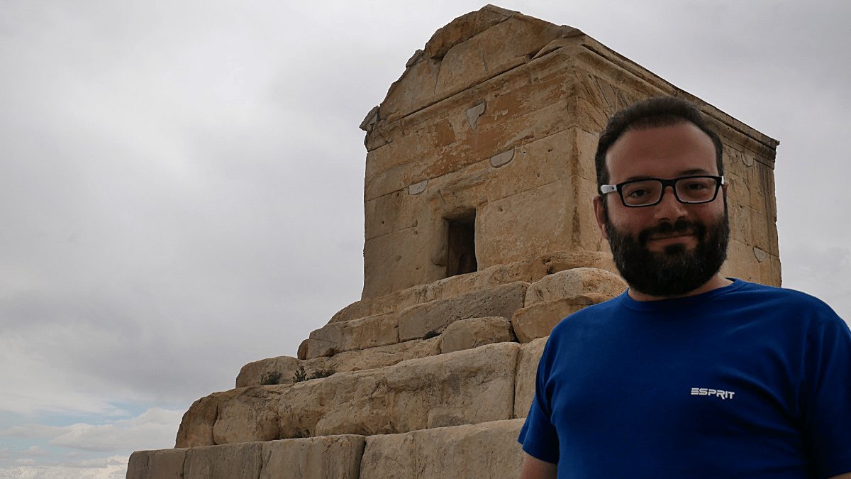 Libri-Persia